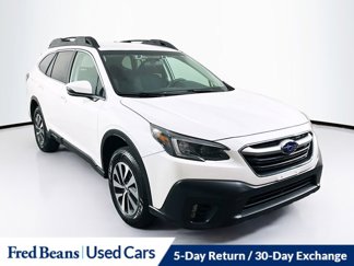 Used 2022 Subaru Outback Premium image 1
