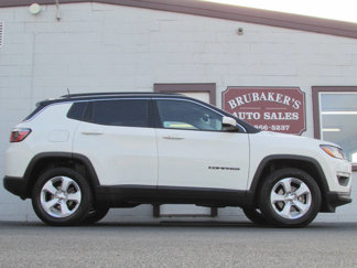 Used 2019 Jeep Compass Latitude w/ Cold Weather Group image 1