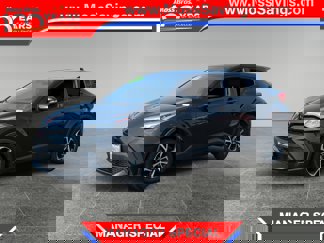 Used 2022 Toyota C-HR XLE image 1