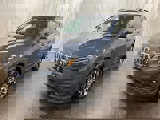 Used 2020 Jeep Cherokee Latitude Plus w/ Cold Weather Group image 1