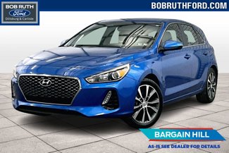 Used 2018 Hyundai Elantra GT image 1