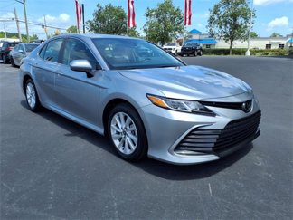 Used 2024 Toyota Camry LE image 1