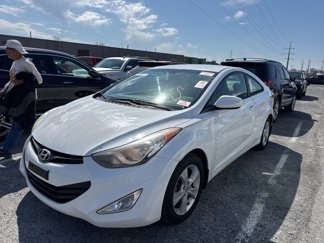 Used 2013 Hyundai Elantra image 1