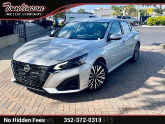Used 2023 Nissan Altima 2.5 SV image 1