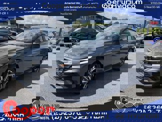 New 2025 Hyundai Elantra Sport image 1