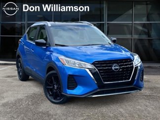 Used 2022 Nissan Kicks SV image 1