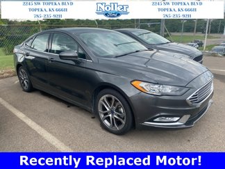 Used 2017 Ford Fusion SE w/ Equipment Group 201A image 1