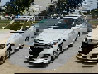 Used 2019 Honda Accord LX image 1