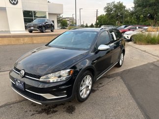 Certified 2019 Volkswagen Golf Alltrack SE image 1