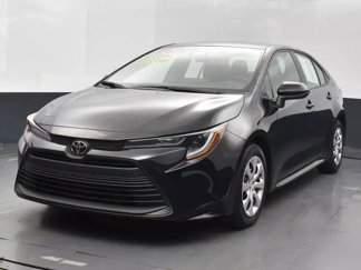 Used 2024 Toyota Corolla LE image 1