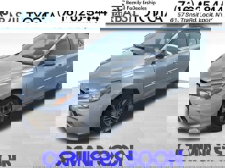Used 2017 Toyota Camry image 1