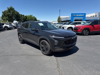Used 2025 Chevrolet Trax ACTIV w/ Driver Confidence Package image 1
