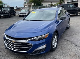 Used 2023 Chevrolet Malibu LS image 1