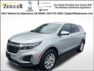 Used 2022 Chevrolet Equinox LT image 1