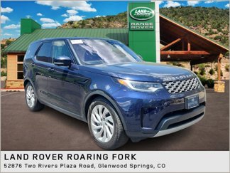Used 2023 Land Rover Discovery S image 1