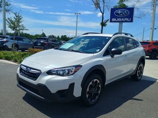 Certified 2022 Subaru Crosstrek 2.0i image 1