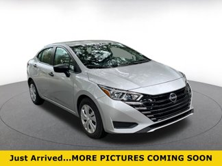 Used 2024 Nissan Versa S image 1