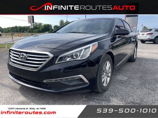 Used 2017 Hyundai Sonata SE image 1