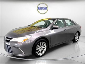 Used 2015 Toyota Camry XLE image 1