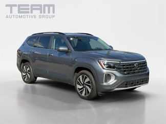 Used 2024 Volkswagen Atlas SE image 1