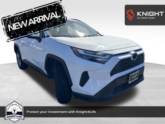 Used 2024 Toyota RAV4 XLE image 1