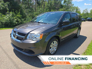 Used 2019 Dodge Grand Caravan SE image 1