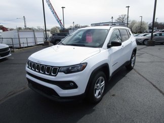 Certified 2023 Jeep Compass Latitude w/ Convenience Group image 1