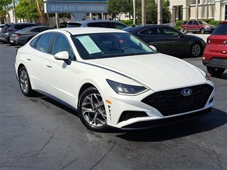 Used 2022 Hyundai Sonata SEL w/ Preferred Accessory Package image 1