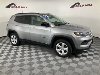 Certified 2022 Jeep Compass Latitude image 1