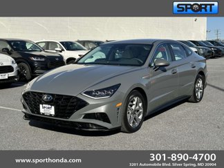Used 2023 Hyundai Sonata SEL image 1