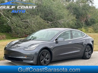 Used 2018 Tesla Model 3 Long Range image 1