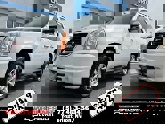 Used 2013 GMC Yukon SLE image 1