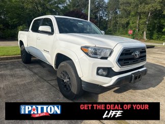 Used 2017 Toyota Tacoma 2WD Double Cab image 1