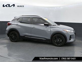 Used 2023 Nissan Kicks SR image 1