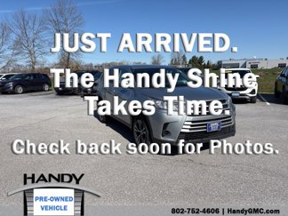 Used 2019 Toyota Highlander LE image 1