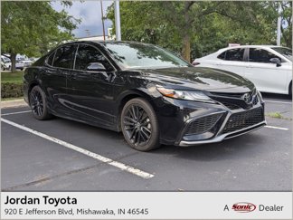 Used 2022 Toyota Camry XSE image 1