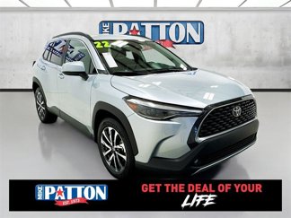 Used 2022 Toyota Corolla Cross XLE image 1