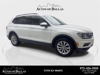 Used 2018 Volkswagen Tiguan SE w/ Panoramic Sunroof Package image 1