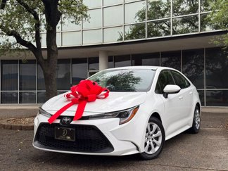 Used 2022 Toyota Corolla LE image 1