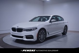 Used 2020 BMW 530e w/ M Sport Package image 1