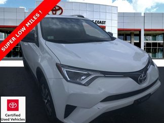 Used 2016 Toyota RAV4 LE image 1