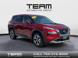 Used 2021 Nissan Rogue SV image 1