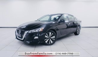 Used 2022 Nissan Altima 2.5 SV image 1