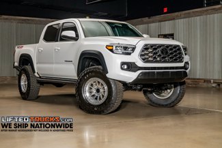 Used 2023 Toyota Tacoma TRD Off-Road image 1