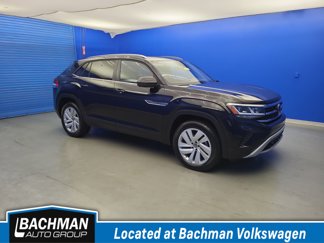 Used 2021 Volkswagen Atlas Cross Sport SE w/ Panoramic Sunroof Package image 1