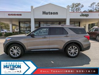 Used 2021 Ford Explorer XLT w/ Equipment Group 202A image 1