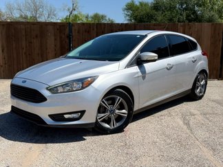 Used 2016 Ford Focus SE image 1
