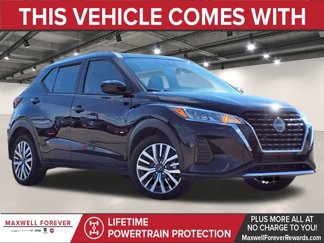Used 2024 Nissan Kicks SV image 1
