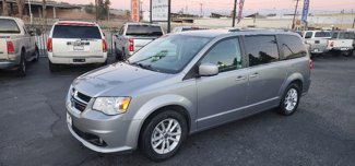 Used 2018 Dodge Grand Caravan SXT image 1