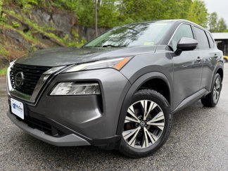 Used 2021 Nissan Rogue SV image 1